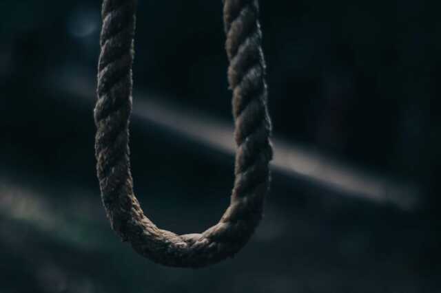 В Запорожье нашли в петле 60-летнего мужчину