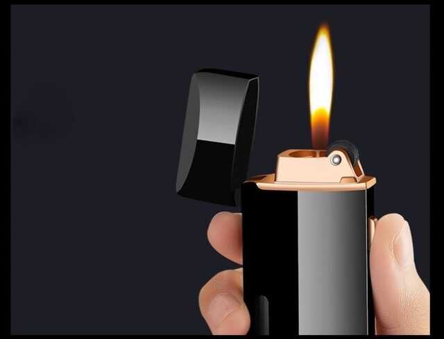 В Харькове мужчина поджег себя перед патрульными