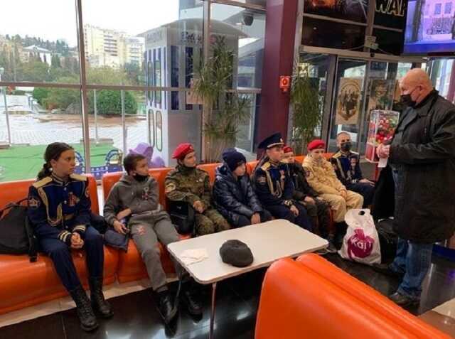 В окупованому Криму дітям показують фільми, які героїзують злочини військових РФ у Сирії