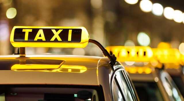 Около 4 тысяч гривен в день: стали известны зарплаты киевских таксистов