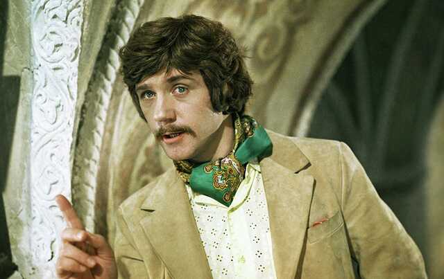 Звезда "Иван Васильевич меняет профессию" попал в больницу из дома для престарелых