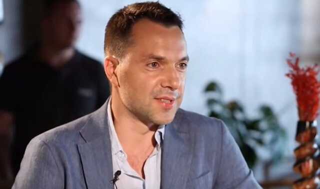 Арестович назвал Обаму невменяемым из-за отказа помочь Украине