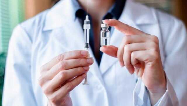 В Венгрии разрешили четвертую прививку от COVID-19