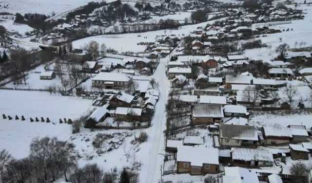 Под Тернополем половина села уехала за границу на заработки. Староста тоже