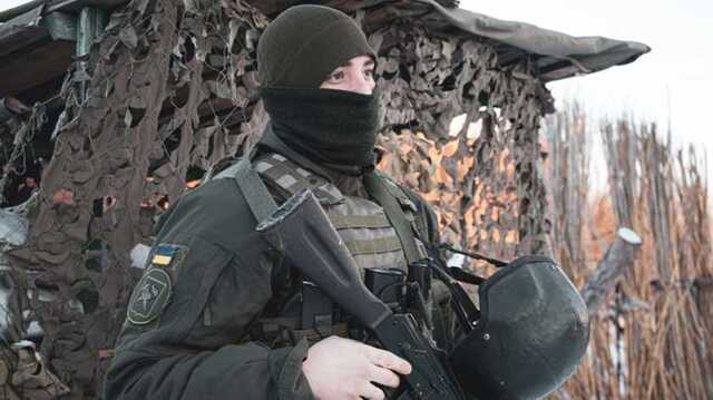 В километре от линии разграничения на Донбассе нацгвардейцы задержали иностранцев