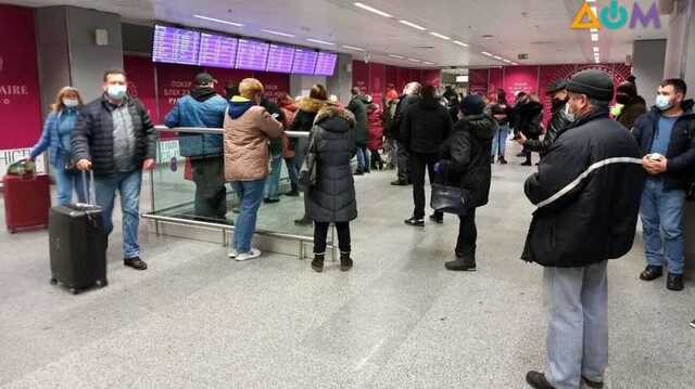 В Украину прибыл уже третий эвакуационный рейс из Казахстана