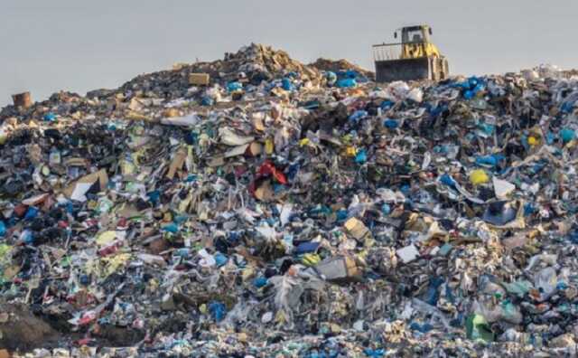 Мінекології та «Слуги Народу» виступили проти переробки відходів