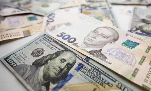 НБУ назвав банк, у якому українці тримають найбільше грошей