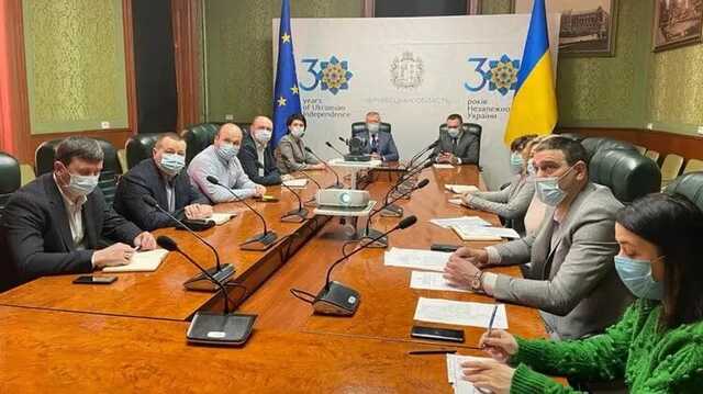 Все школы Черновицкой области из-за вспышки коронавируса с пятницы уйдут на дистанционку