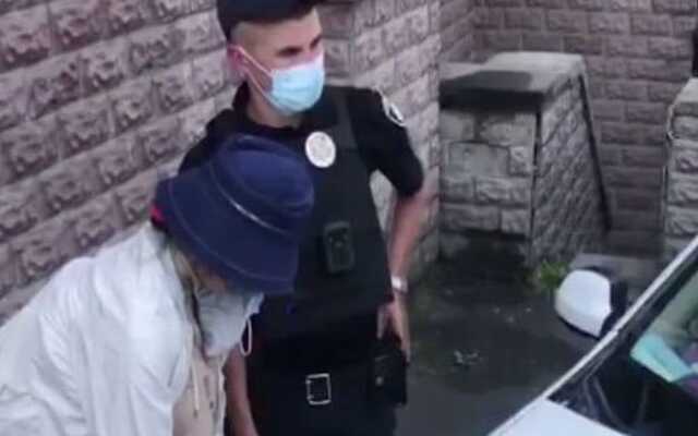 В Киеве будут судить женщину, ограбившую банк с захватом заложницы