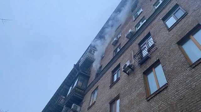 В центре Киева пылала многоэтажка, погибла пенсионерка
