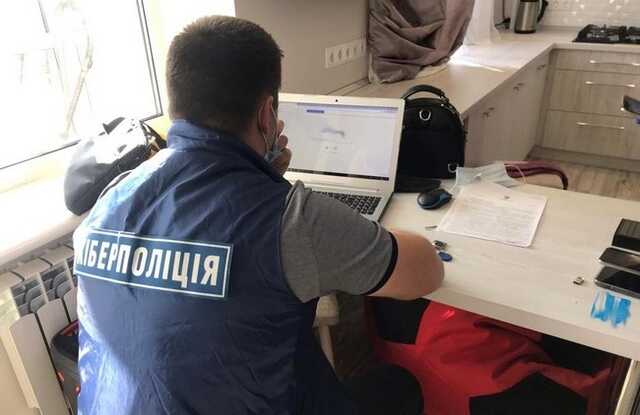 20-річному житомирянину загрожує до 8 років позбавлення волі за низку інтернет-шахрайств