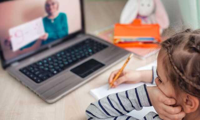 В Сумах планируют начальную школу отправить на "дистанционку", однако есть условие