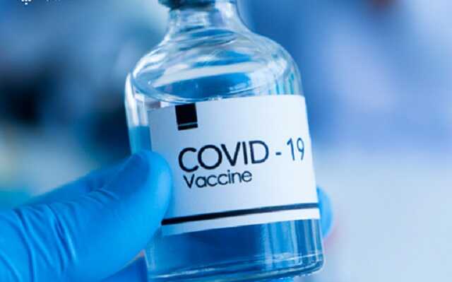 Ученые выяснили, как вакцинация от коронавируса влияет на способность иметь детей