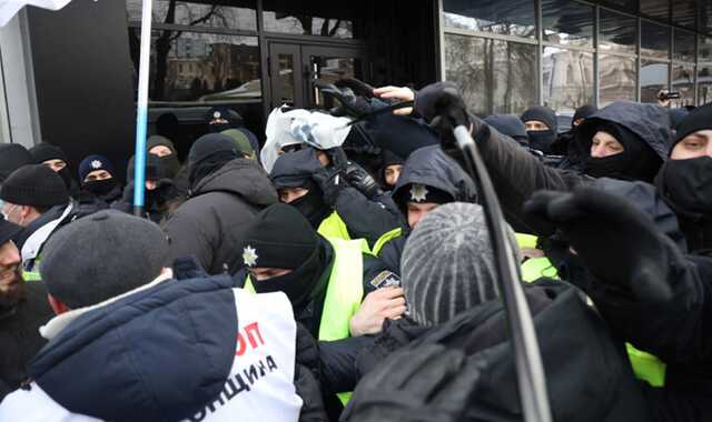 Стычки на акции ФОПов под Радой: полиция заявила о пострадавших и возбудила дела