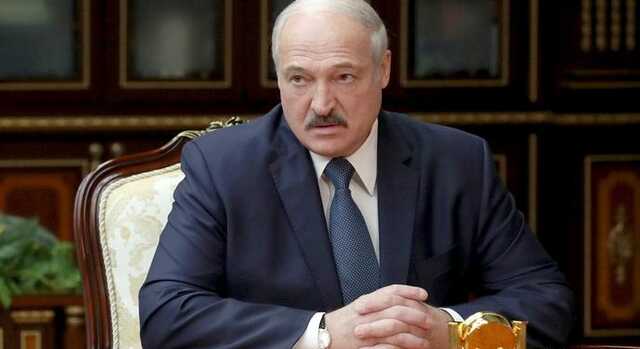 Лукашенко заявил о намерении создать группировку войск у границ Украины