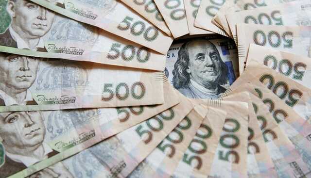 В среду гривня потеряла на межбанке Украины еще 10 копеек