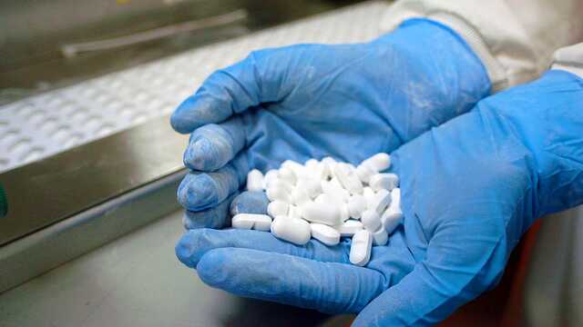 Препарат от коронавируса «Молнупиравир» одобрили в Украине