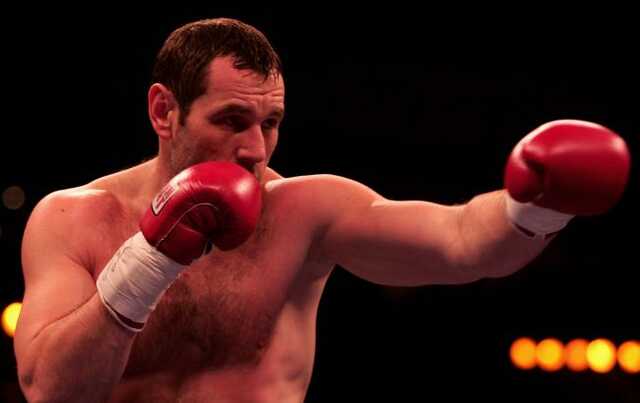 Боксера Вирчиса нашли повешенным: полиция открыла дело