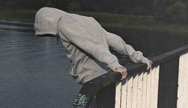 В Винницкой области полицейские спасли подростка, который хотел покончить с собой