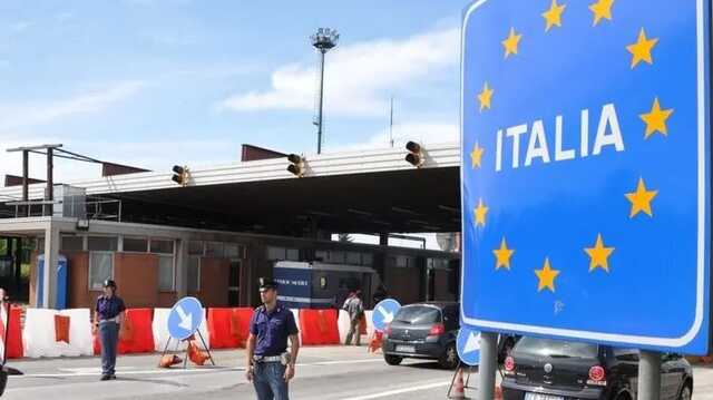 Италия продлила запрет на въезд туристам из Украины