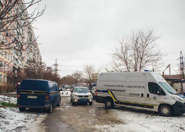 Выпала с 7 этажа: в Днепре погибла женщина