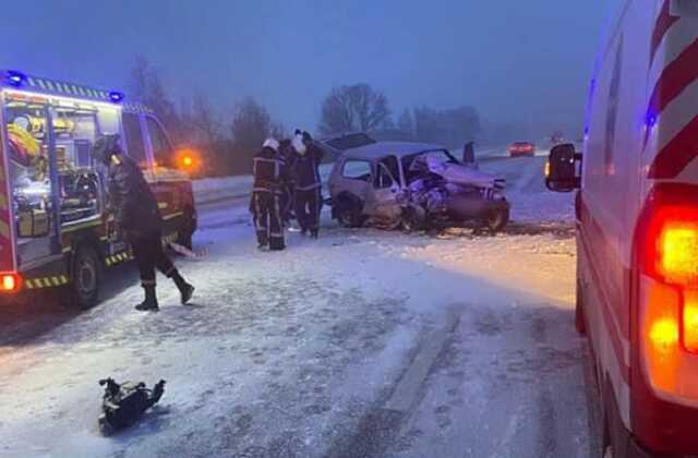 Трагическое ДТП в Киевской области: погибла беременная женщина