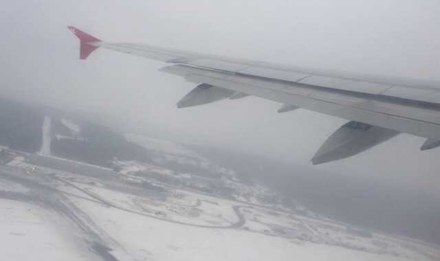 Непогода в Нидерландах задержала самолет с украинскими бойцами, возвращавшимися с реабилитации