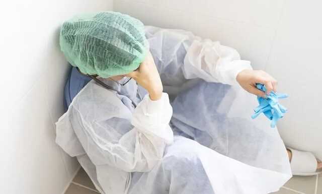 Есть три фактора: в Минздраве озвучили прогноз по завершению пандемии COVID-19