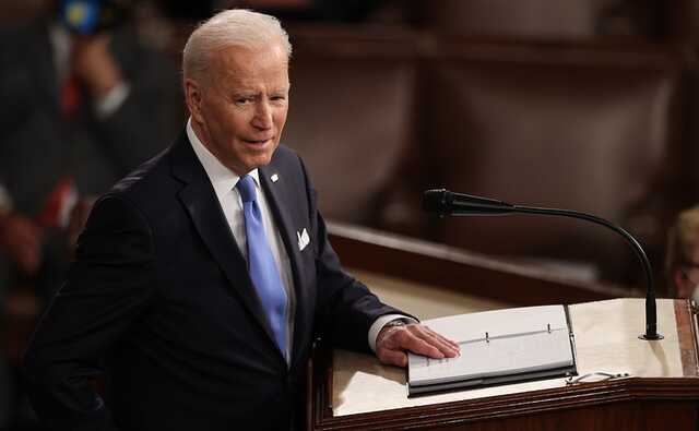 Байден объяснил решение о переброске дополнительных военных США в Европу