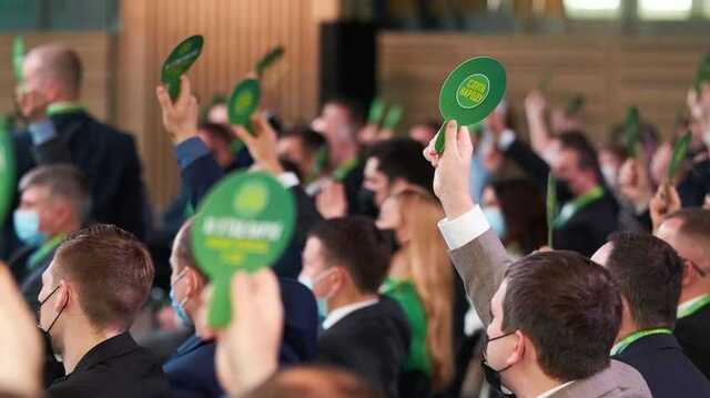 Скандал в "Слуге народа" на Запорожье: партия отзывает 4 депутатов облсовета