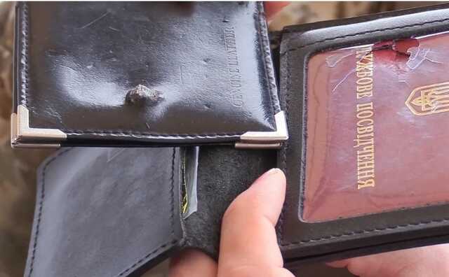 Удар оккупантов по КПВВ "Гнутово": украинского воина спасло удостоверение и жетон