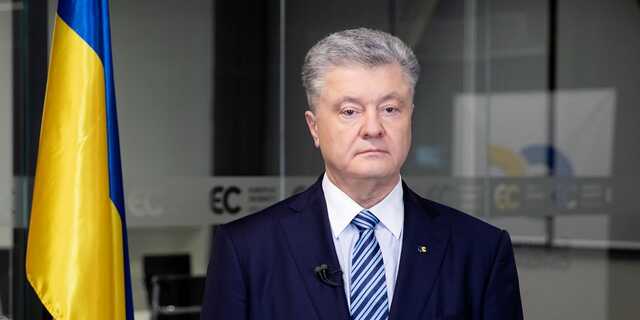 Суд перенес рассмотрение жалобы Порошенко