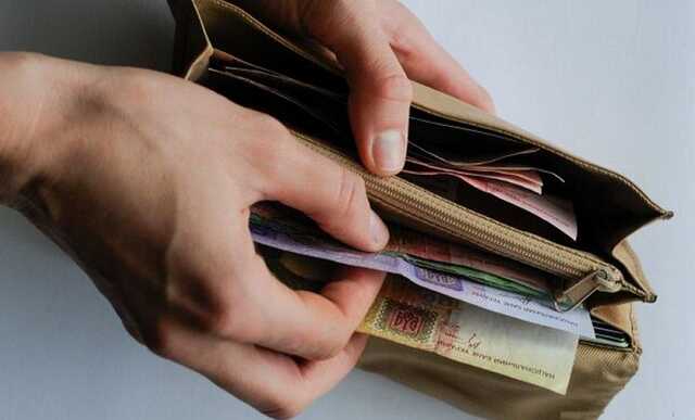 У украинцев увеличилось количество долгов