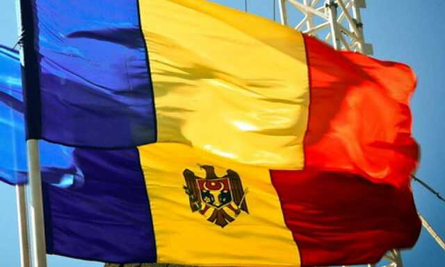 Президент Румынии потребовал от Зеленского признать, что молдавского языка не существует