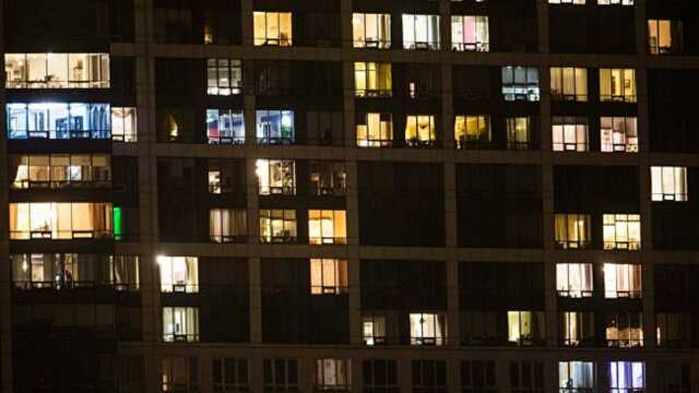 В Запорожье оштрафовали девушек, которые пели посреди ночи в многоэтажке