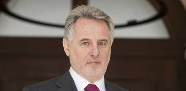 Фірташ: питання про вступ України в НАТО треба виносити на референдум