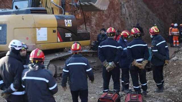 Спасение 5-летнего ребенка в Марокко: спасатели освободили мальчика, однако он умер