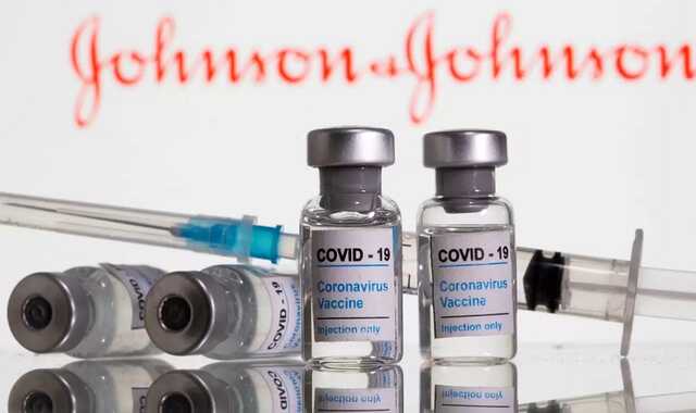 Johnson & Johnson приостановила производство вакцины от COVID-19, - NYT