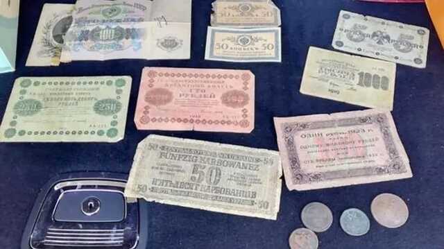 В порту Черноморска пограничники нашли старинные монеты в багажнике турецкого коллекционера