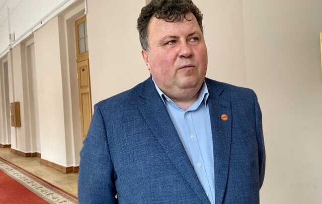 Обращений не получали: Минобразования отреагировало на секс-скандал с ректором КНУ