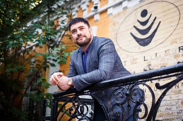 Киевского "слугу"-коррупционера Трубицына задержали в кабинете главы Оболонской РГА Фесыка