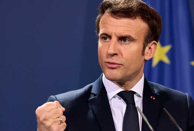 Макрон после разговора с Путиным обсудил в Шольцом безопасность в Европе