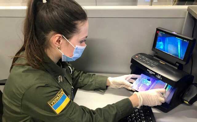 Пограничники отреагировали на жалобы россиян, которых "не пускают в Украину"