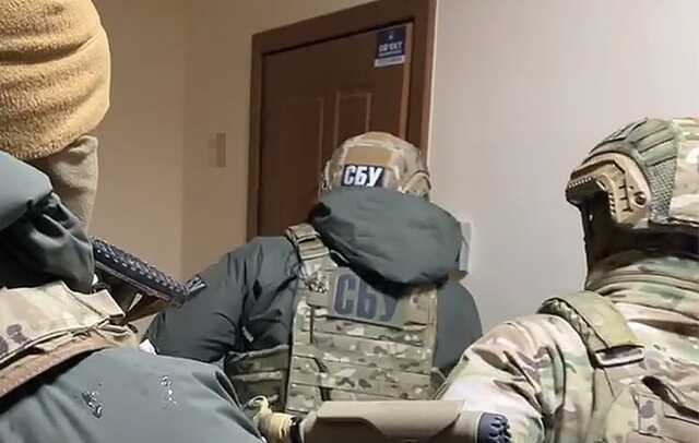 На Прикарпатті затримали рекетирів, які обкладали «даниною» місцевих жителів