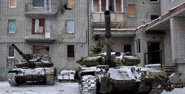 "Воспламенение может произойти в любой момент": Песков о ситуации на Донбассе