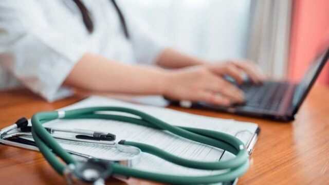 Украинцам объяснили, какую бесплатную медпомощь можно получить в частных больницах