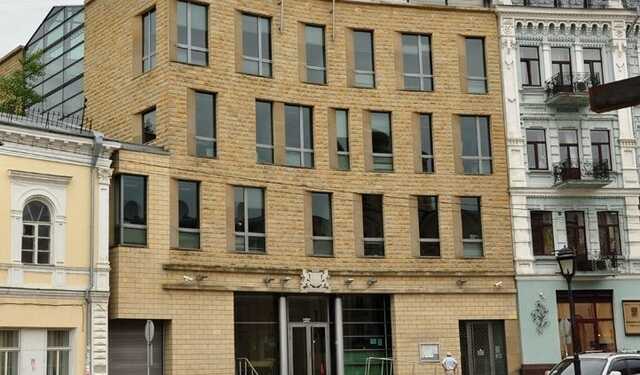 Нидерланды вслед за США и Британией переносят посольство во Львов