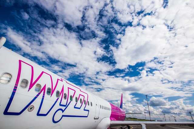 Wizz Air перенесла дату возобновления полетов из Украины