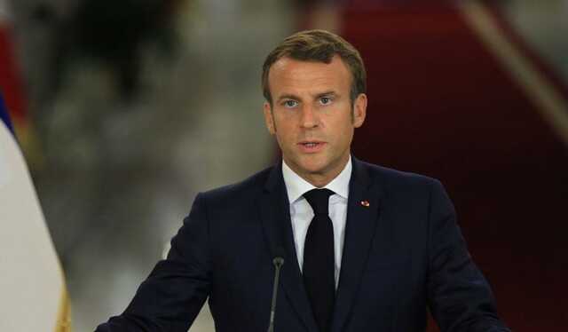 Макрон в ближайшие часы планирует переговорить с президентом США и канцлером Германии